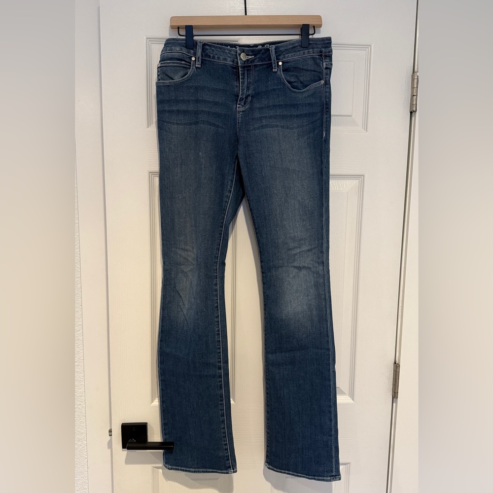 2. Articles of Society Kendra bootcut prairie 
   Size 29